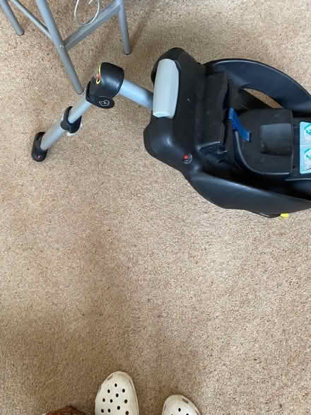 Photo of free Isofix (Ferndale DY11) #1