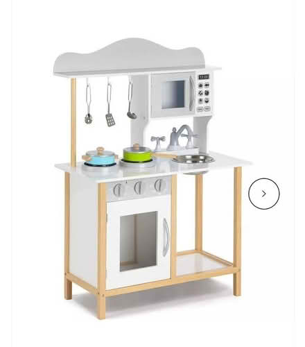 Photo of Play kitchen etc (Tooting) #2
