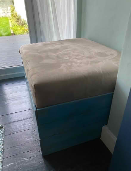 Photo of free Sofa bench wooden seating (Croydon) #2