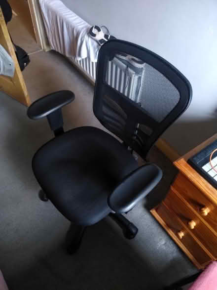 Photo of free Office chair (G42) #2
