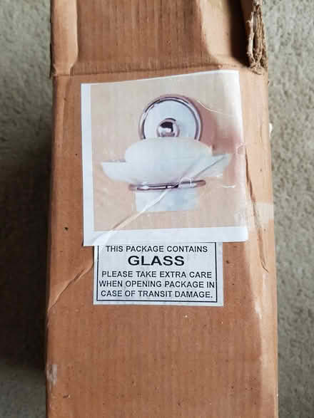 Photo of free New Ceramic wall mounted soap dish (ME16 Allington) #2