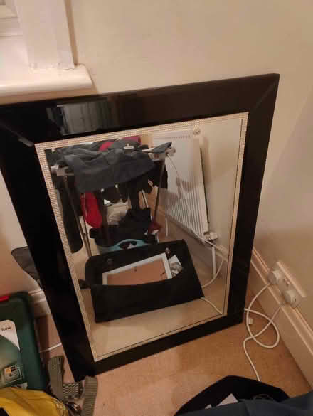 Photo of free 90cm*65cm Rectangular Mirror (Riddlesden BD20) #1