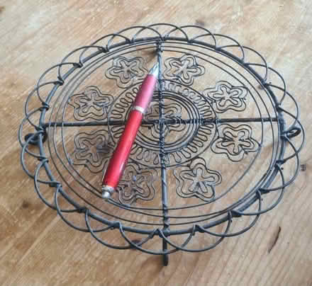 Photo of free Black Wire Decorative ?Trivet (Barkingside IG2) #2