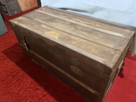 Photo of free Vintage Trunk Awaiting Refurbishing (Erin Mills/Britannia) #2