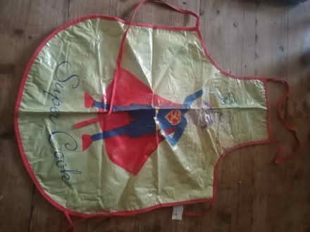 Photo of free Kids' aprons (Northall LU6) #1