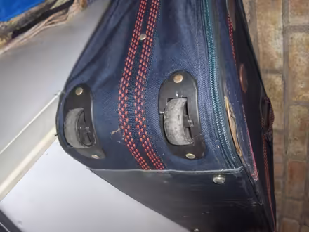 Photo of free Navy Medium Wheeled suitcase (Great Totham CM9) #4
