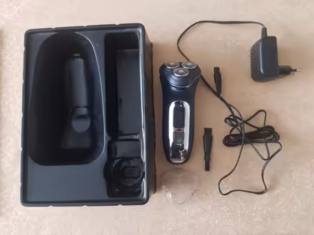 Photo of free Shaver (Haslucks Green B90) #1