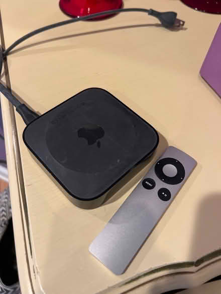 Photo of free Apple TV 1st generation (Marina Village) #1