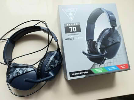 Photo of free Headphones (Hatfield Herts AL9) #1