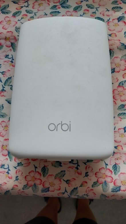Photo of free Wifi ORBI satellite network (Yarnton OX5) #3