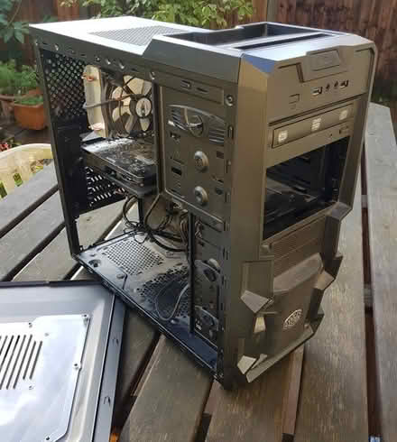 Photo of free PC case, motherboard, CPU etc (N12 North Finchley) #1