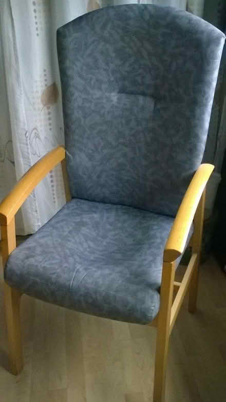 Photo of free armchair (Swarcliffe LS14) #1