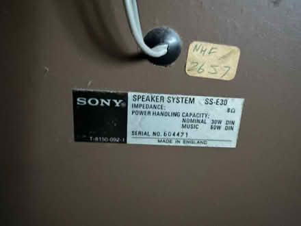 Photo of free Pair of Sony Floor Speakers (Fareham PO15) #4