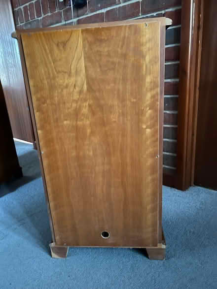 Photo of free Pair of Sony Floor Speakers (Fareham PO15) #2