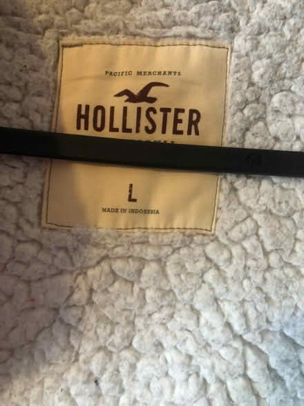 Photo of free Hollister winter coat size 8/10 (Deptford SE8) #2