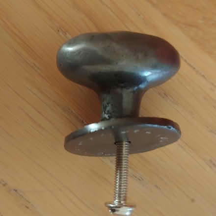 Photo of free 8 Bronze Cabinet Knobs (CT19) #4