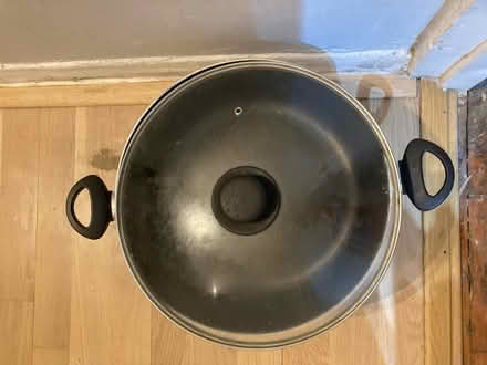 Photo of free Large sauce pan (N16) #1