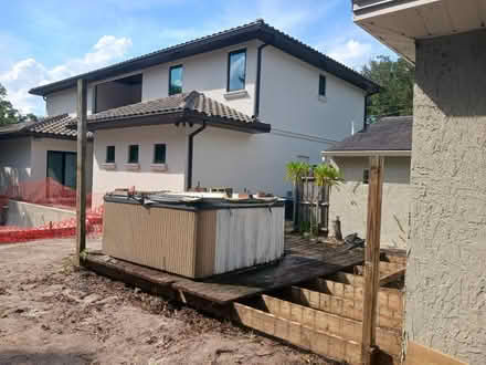 Photo of free WORKING Hot Tub (College Park 32804) #1