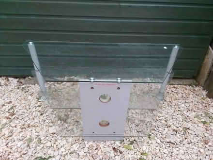 Photo of free TV/DVD stand (Walton Manor OX2) #1