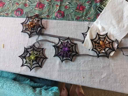 Photo of free Halloween decor (Shell gas station, Hampton NJ) #3