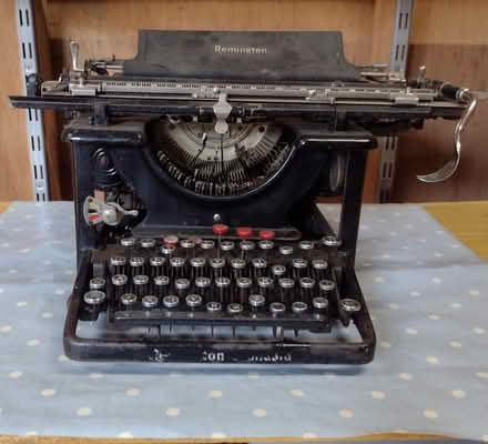 Photo of free Old Remington typewriter (Henley-in-Arden) #1