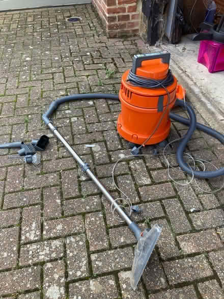Photo of free Vax carpet washer (Edlesborough) #1