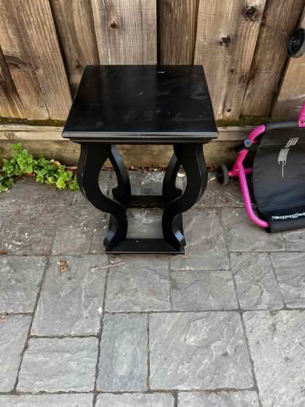 Photo of free End Table (Willows) #1