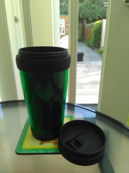 Photo of free Drinking Mug with Lid (West Worthing BN11) #1