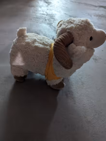 Photo of free Stuffed animal (Shell gas station, Hampton NJ) #1