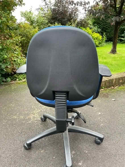 Photo of free Commercial Office chair (Hinstock) #2