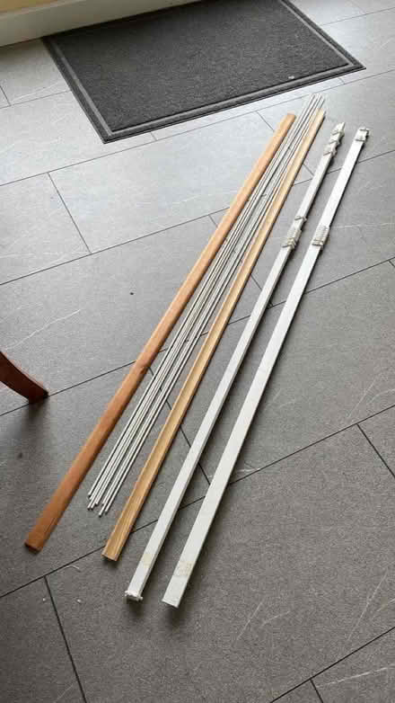 Photo of free Roman blind rods and track (Oldfield Park) #1