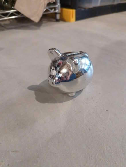 Photo of free Metallic piggy bank (Shell gas station, Hampton NJ) #1