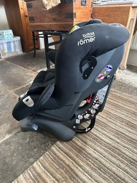 Photo of free Britax Romeo baby/toddler car seat (Hambridge TA10) #1
