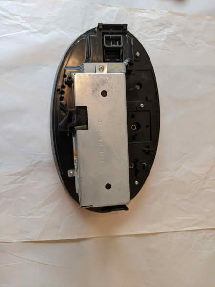 Photo of free Ford Taurus Factory Radio from 1997 (Brooklyn, Kings Plaza Vicinity) #4
