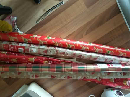 Photo of free Christmas wrapping paper (Park road LE11 Loughborough) #2