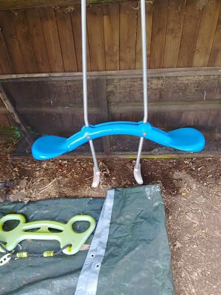 Photo of free TP twin swing (Long Melford) #1