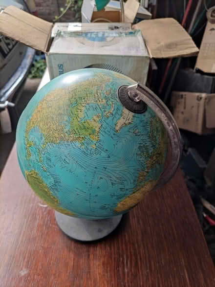 Photo of free Small geographic globe (Southmead BS7) #1