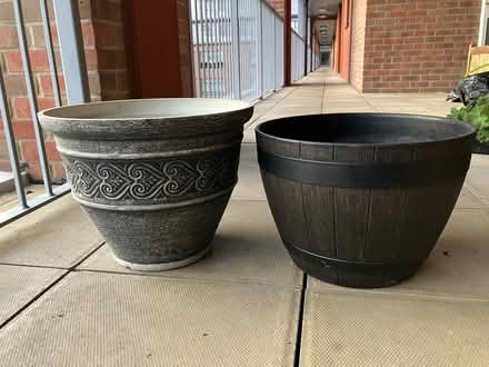 Photo of free Plastic plant pots (Seven Sisters N15) #2