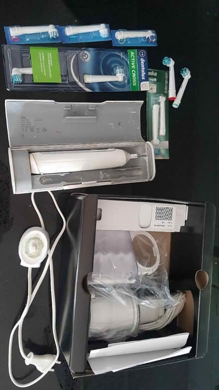Photo of free 2 electric toothbrushes (SW16) #2