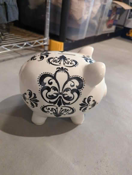 Photo of free Ceramic piggy bank (Shell gas station, Hampton NJ) #2