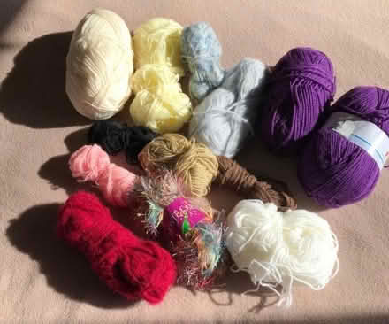 Photo of free Selection of wools (AB11) #1