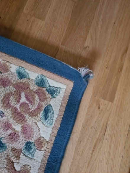 Photo of free Rug (SE17 - Elephant & Castle) #3