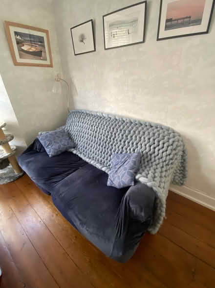 Photo of free Merino wool thick knot blanket (Epsom) #2