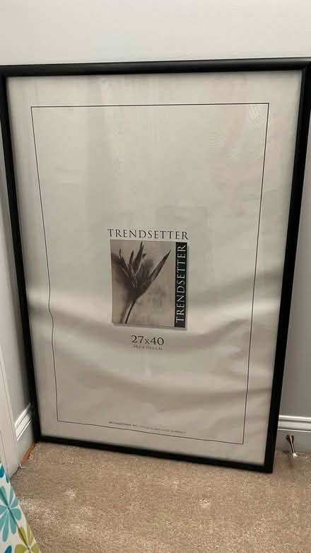 Photo of free Frame (Clarendon metro,Arlington, VA) #1