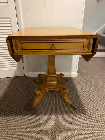 Photo of free Table with Folding Eaves (Clarendon) #4