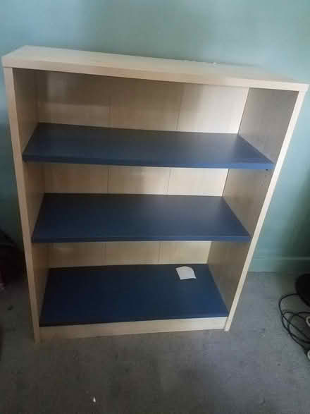 Photo of free Small bookcase (HA8) #4