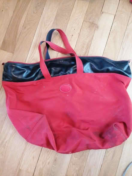 Photo of free Red fabric bag (Belsize Park) #1