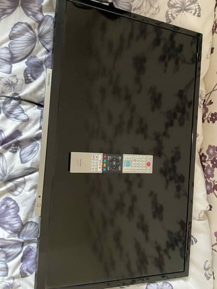 Photo of free Smart TV (Holmewood) #1