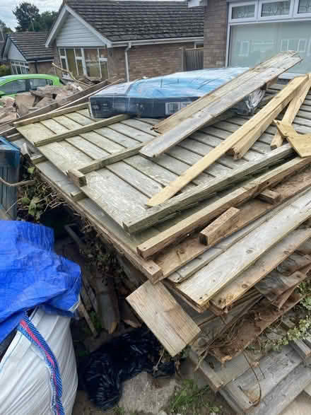 Photo of free Old fence panels (ST17) #3