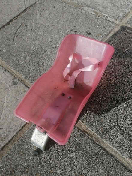Photo of free Baby/dolly seat for child's bike (Dawlish) #1